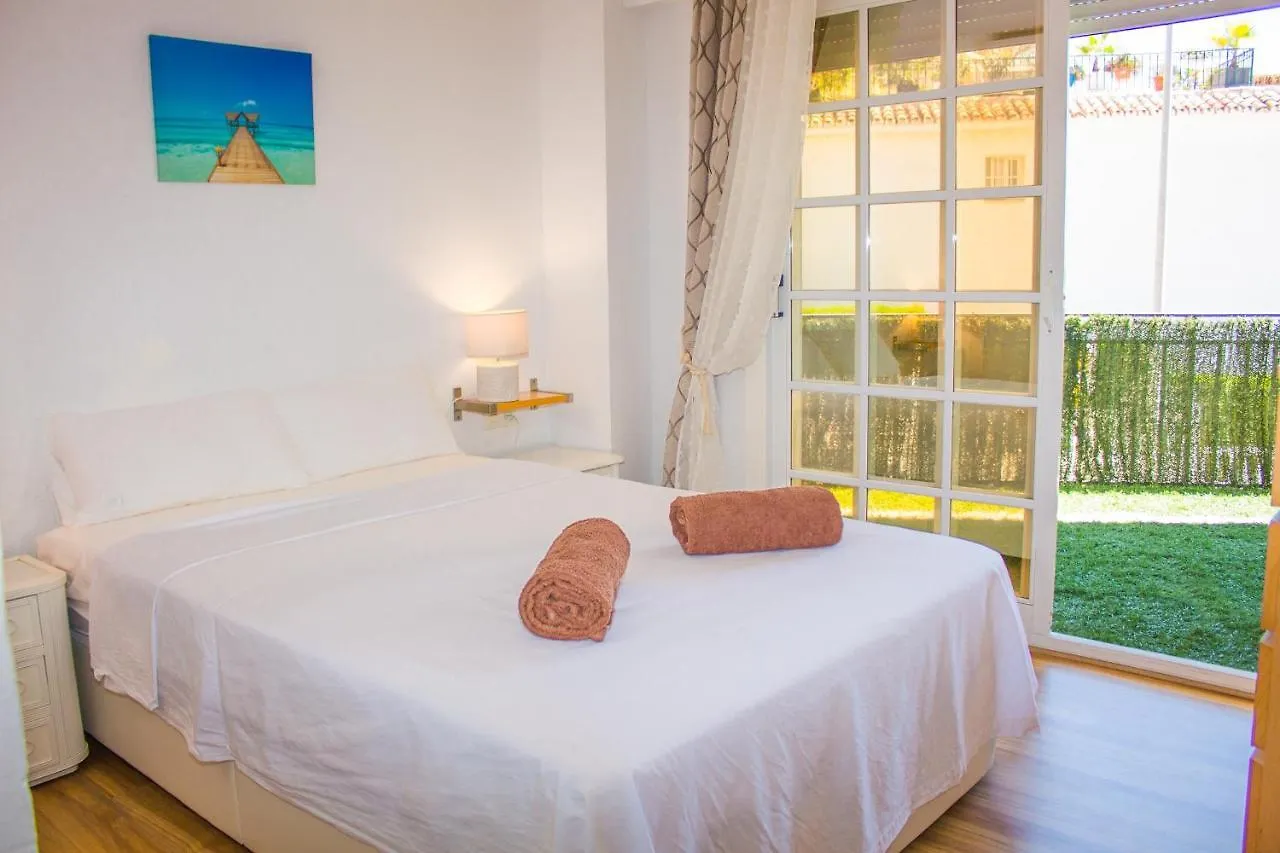 Vista Marina Apartamento Vacacional - Holiday Apartment Benalmadena Spain